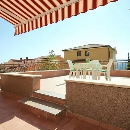 Apartment Fuer 4 Personen Ca 55 Qm In Rabac, Istrien Bucht Von Rabac